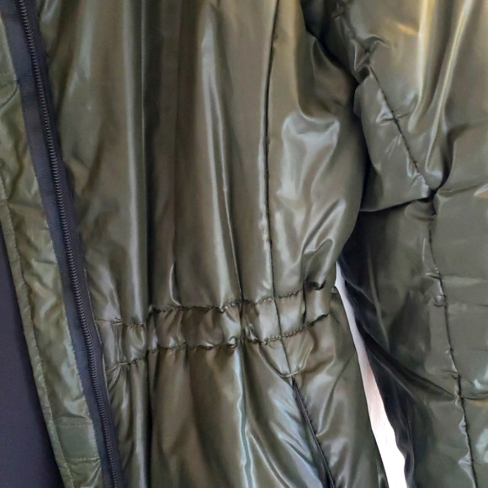 Coat - Picture 2 of 4
